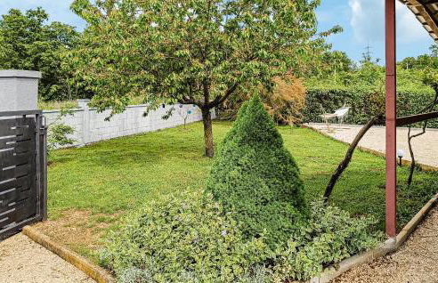 2 Bedroom Awesome Home In Zeliski - Foto 9