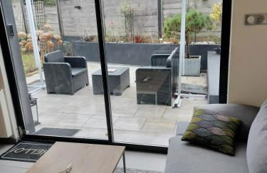 4MIN ORLEANS APPT 1CHB PLEIN AU CALME AVEC TERRASSE ET PARKING DEVANT - Photo 1