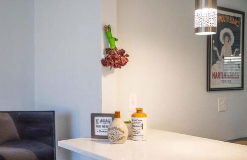 Spacious Retreat Patio, Games, and Quick to DEN - Foto 46