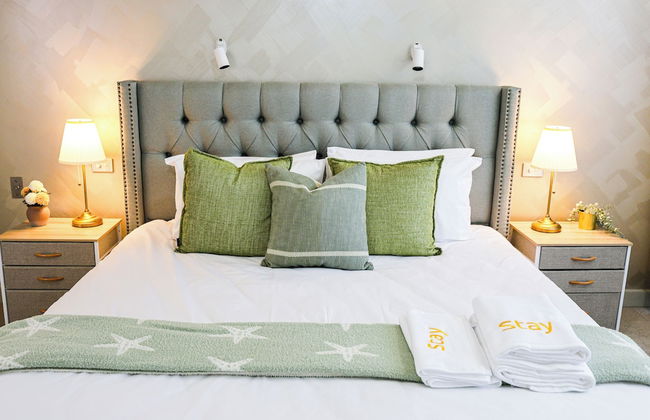 StayAU Spacious 6BR McKinnon Pool Home - Foto 7