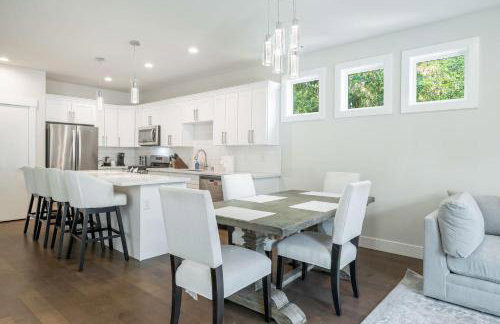 Perch - Modern Seattle Retreat w/ AC, Garage & Decks - Foto 15