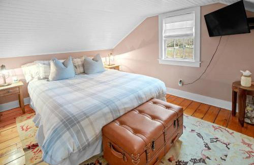 1800 Historical East Hampton Home, 1 Mile to Town! - Foto 15