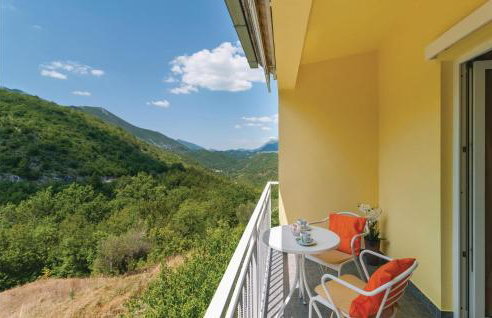 2 Bedroom Amazing Apartment In Slime - Foto 9