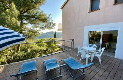 Renovated 1-bedroom apartment with sea view and large balcony Aiguebelle - Foto 14