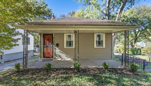 Lil Nugget Cozy Retreat with Private Fenced Yard - Foto 2