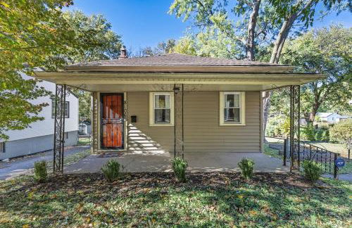 Lil Nugget Cozy Retreat with Private Fenced Yard - Foto 2