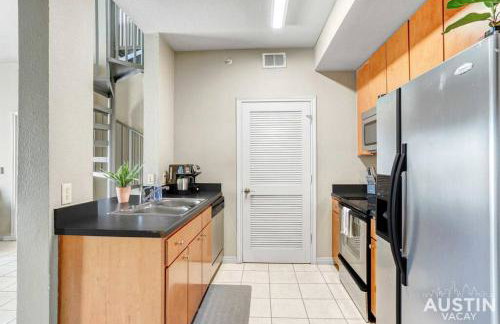 Space for 8 Near Downtown Easy Walk to UT Campus - Foto 6