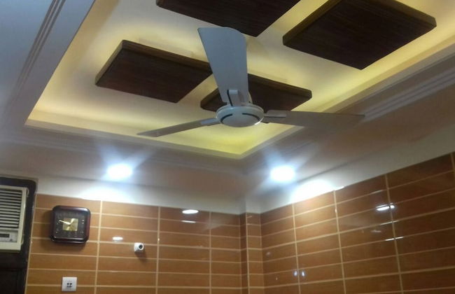 Posh, Nice Foreigner Area Lajpat Ngar Luxury Room - Foto 26