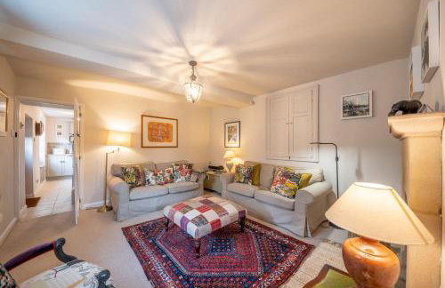 Host & Stay - White House - Photo 1