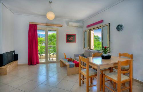 Thea Hotel - Studios & Suites - Photo 5