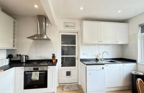 3 Bed Cottage in Central Topsham overlooking the River Exe with Parking - Foto 3