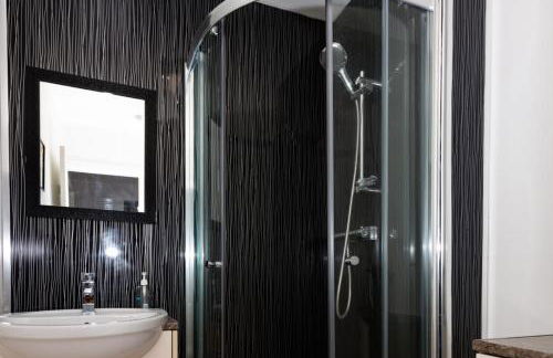 Two bedroom close to city - Foto 10