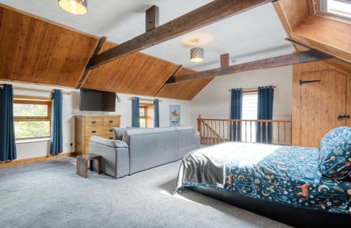 The Oak & The Log Cabin, Sleeps 10, 2 Hot Tubs Near Durham City & Bishop Auckland - Foto 21