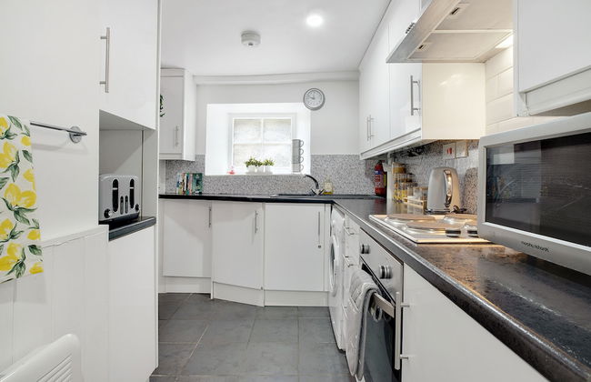 Gorgeous Cosy Apartment in Richmond - Photo 5