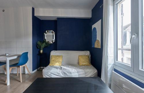 Château Saphir T2 hypercentre historique au pied du château - Foto 6