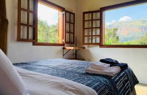 Chale Vale das Cachoeiras - Foto 11