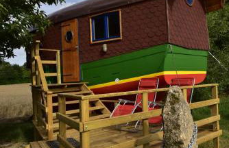 Yourte Roulotte et Gite de la Laïta - Foto 21