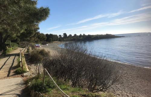 A Chic Four-Person Apartment By The Beach At Cap Ras - Foto 10