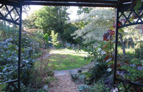 Charming family home on edge of South Downs - Foto 21