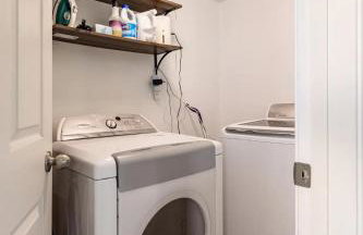 Charming dog-friendly home next to regional park - Foto 35