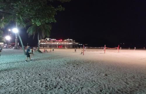 Ponta da Praia amplo 3dorm 3ban frente ao mar - Foto 37