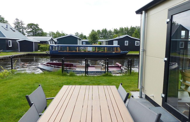 Fenced Garden Family Chalet - Photo 26