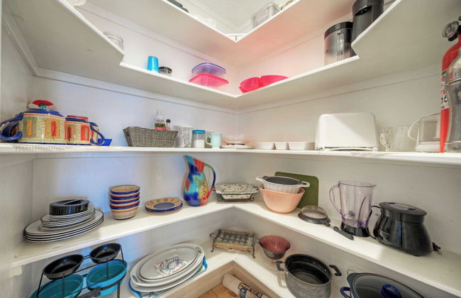 Waterfront, Shared Boat Dock & Pool w/ Views Ariels Grotto by Avantstay - Foto 14