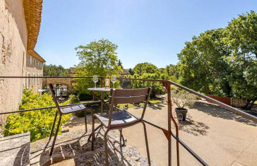 Gite dans un Mas Provençal avec Jacuzzi - Foto 7
