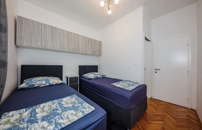 Luxury villa complex Pendolino with heated pool and jacuzzi - Foto 8