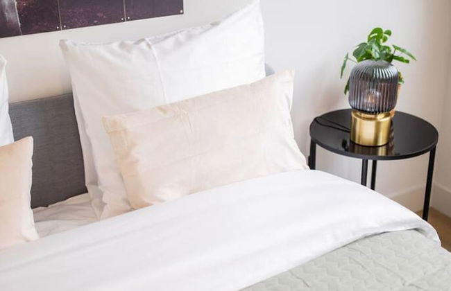 Serviced 3BR Apartment in Utrecht - Photo 5