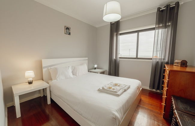 Espinho Seawalk AND Seaview by Vacationy - Foto 5