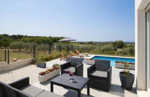 Holiday Home Villa Euphoria mit Pool- Sauna und Whirlpool by Interhome - Photo 4