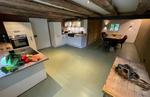 1780 Half-Timbered House At Palatinate Forest - Photo 8