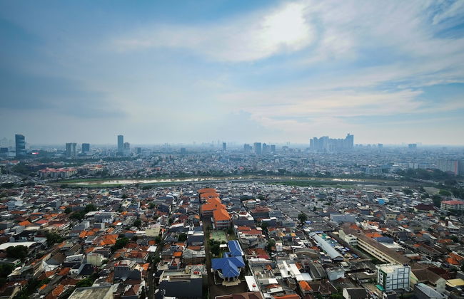 Comfy 1BR Apartment at Cosmo Terrace - Photo 35