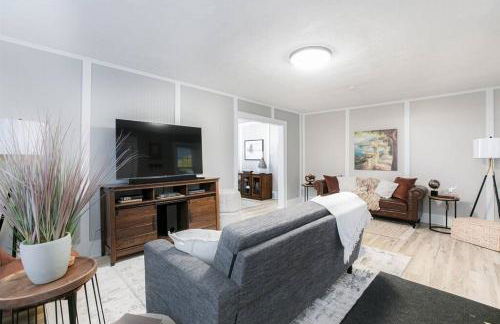 South Bend Serenity: Freshly Renovated 3BR 2mi ND - Foto 1