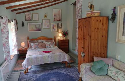 La Colline de Tilleul - Les Deux Puits - Cosy Cottage with swimming pool near Aubeterre - Foto 12