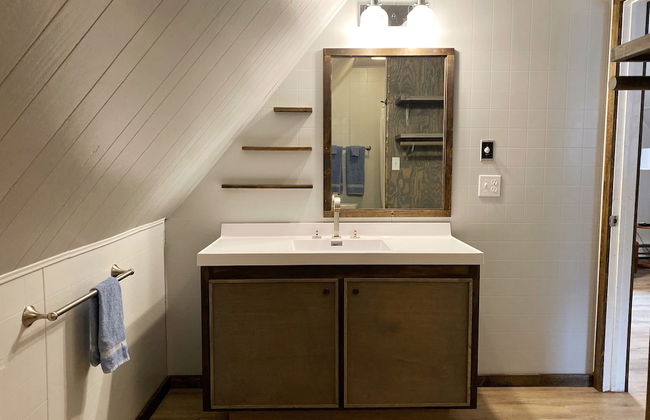 Calm Waters Cabin Resort - Photo 77