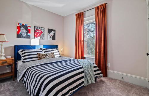 Cleveland Escape - Hot Tub - Karaoke Machine - Sleeps 12 - Foto 5