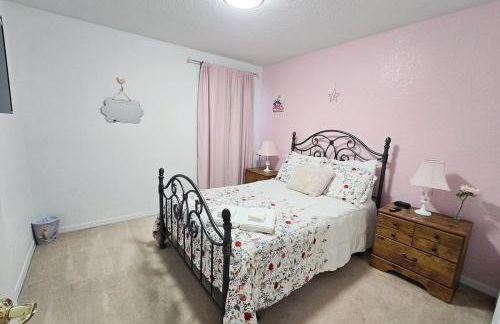 Orlando Disney 5BR Vacation Home, 2 Suites, Private Pool & Spa - Foto 38