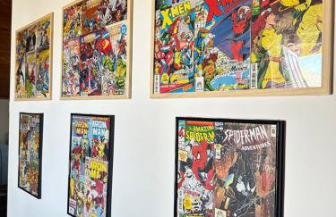 Boomers Attic Athens - Foto 20