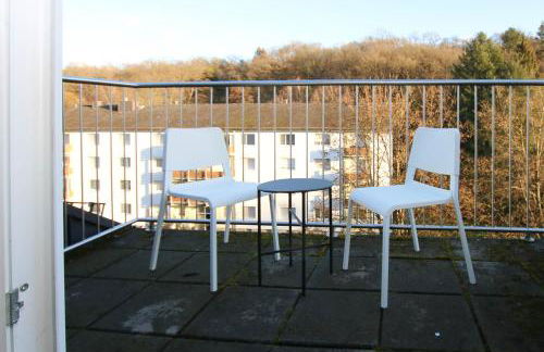 Spacious Apartment with Balcony & WiFi - Foto 7