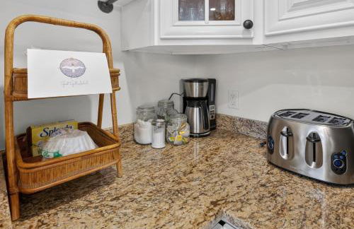 Historic Mystic Home, Walk to Seaport and Downtown - Foto 27