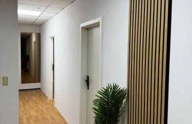 Dreieich Wohnung 10 Personen - 6 Einzelzimmer Parkplatz LKW - Foto 2