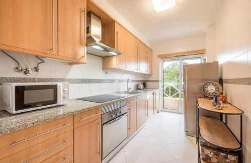 GuestReady - Cosy Retreat in Charneca de Caparica - Foto 4