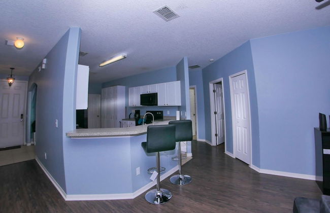 5/4 Pool Home Located in Sunset Ridge Community! - Foto 5