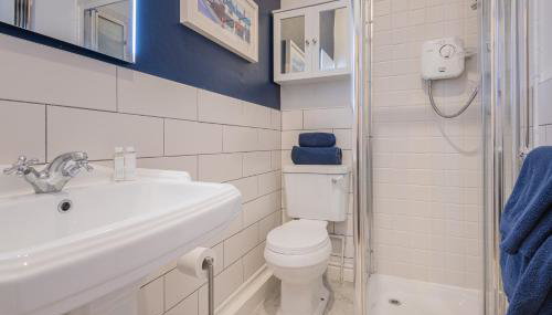 Danes Court House - Foto 4, towels, Shower