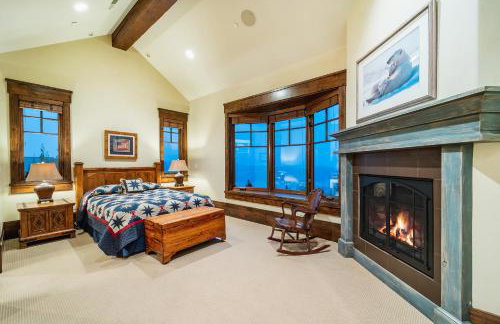 8 Bedroom Deer Valley Masterpiece with endless views. Theater hot tub game room ski-inout - Photo 27