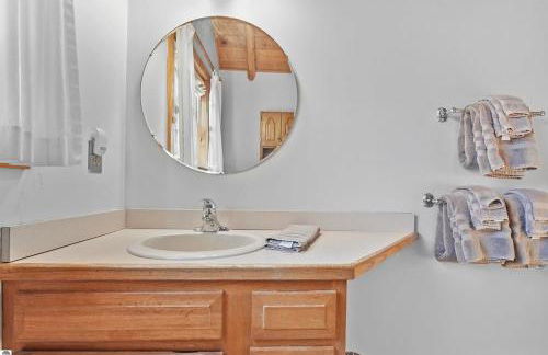 The Hillside Hideaway at Crystal Lake - Great Spa! - Foto 45