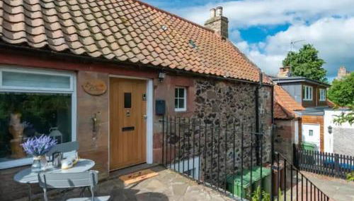 Delightful Garden Upper Cottage in Oldhamstocks East Lothian - Foto 1
