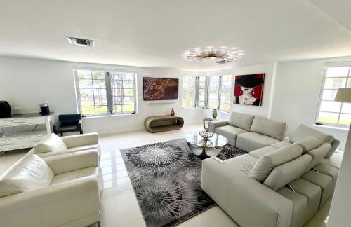WOW! Best Location! Best Unit! New Renovated South Beach Ocean Front - Foto 13